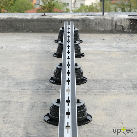 Uptec SUPAANG240 - ALU-Schiene 2400mm